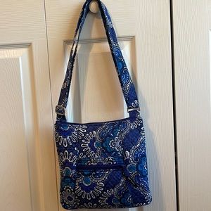Vera Bradley crossbody bag